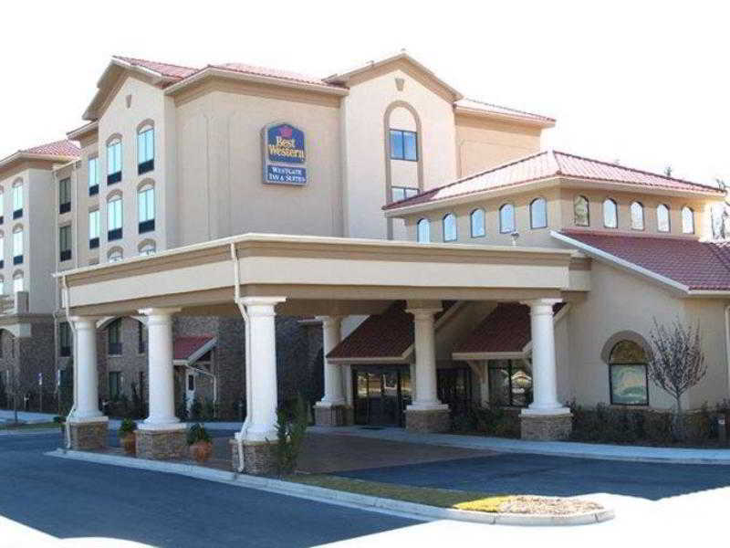 Best Western Plus Westgate Inn And Suites Leland Eksteriør bilde
