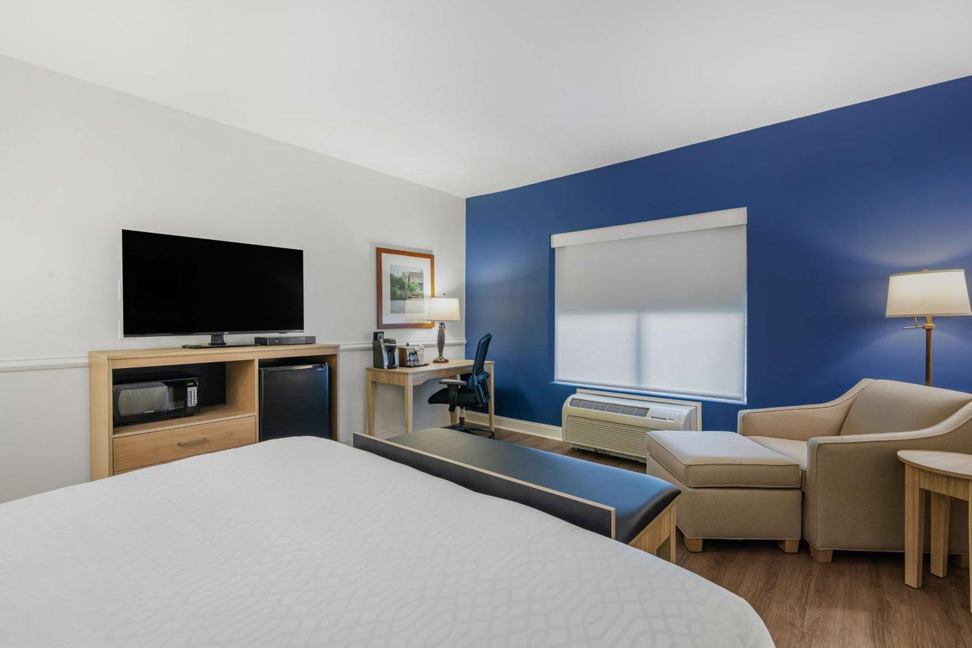 Best Western Plus Westgate Inn And Suites Leland Eksteriør bilde