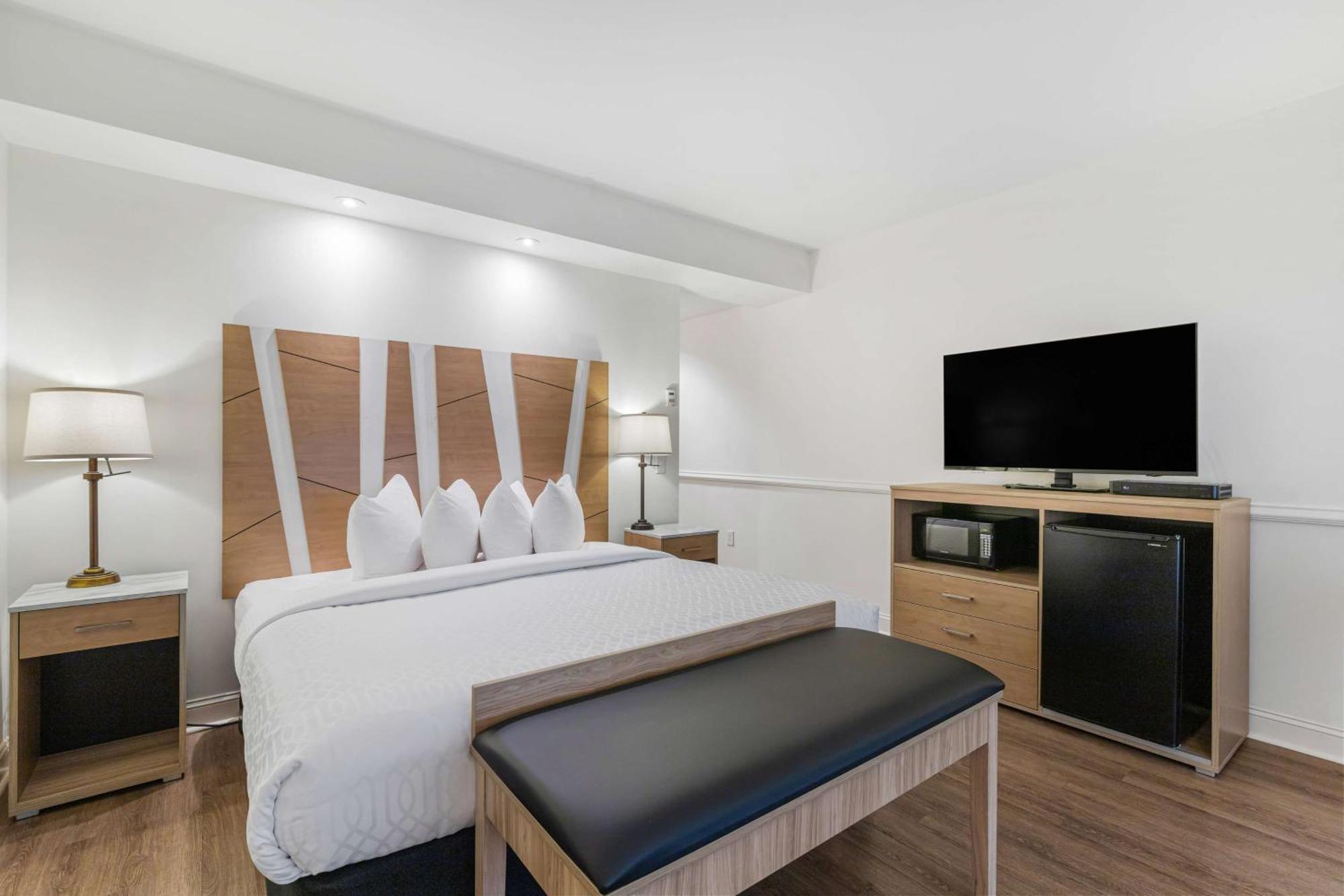 Best Western Plus Westgate Inn And Suites Leland Eksteriør bilde