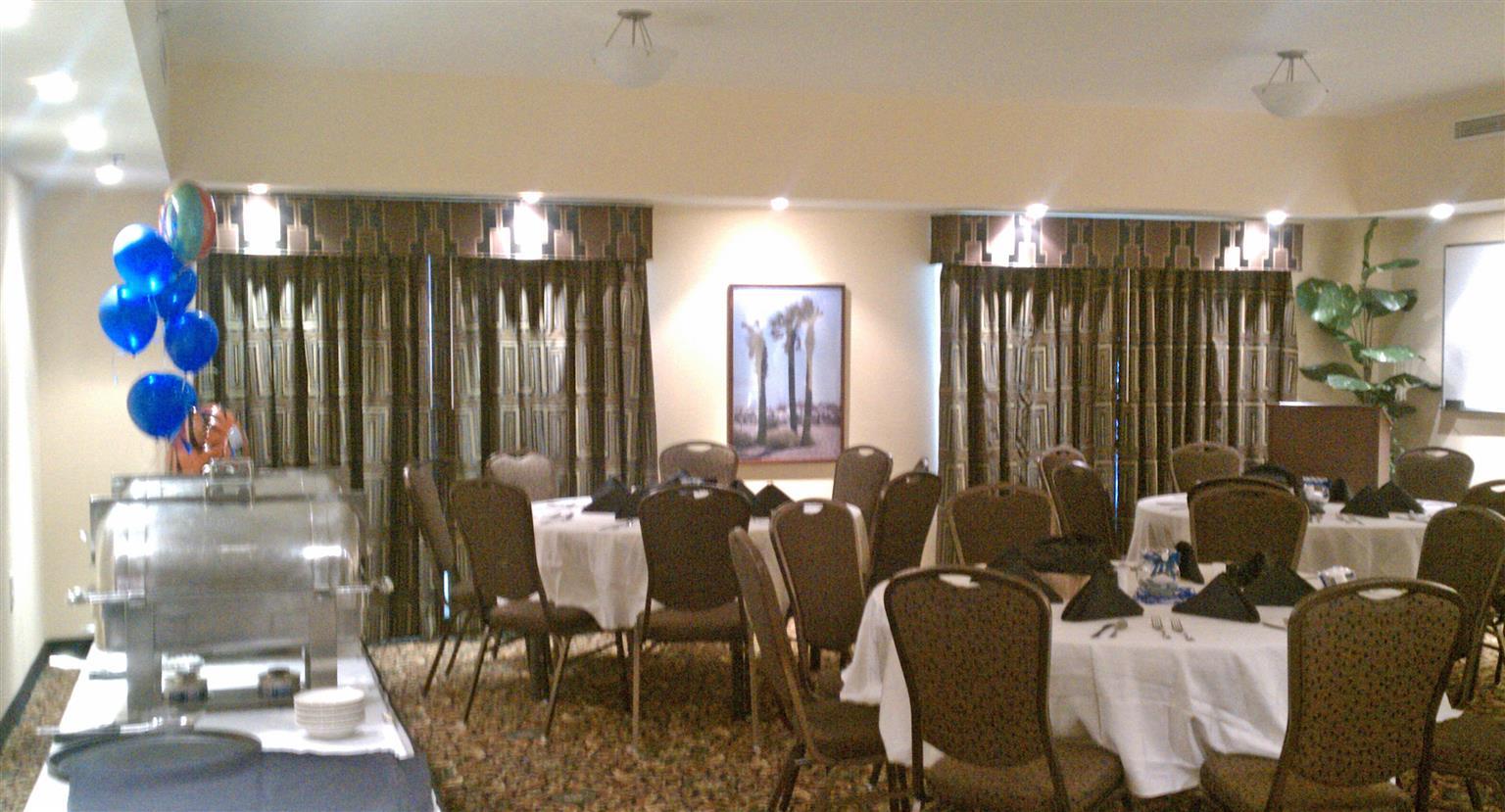 Best Western Plus Westgate Inn And Suites Leland Restaurant bilde